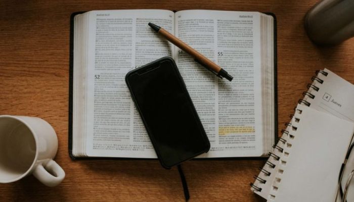 Application to read the Bible on your cell phone - free and easy to use application