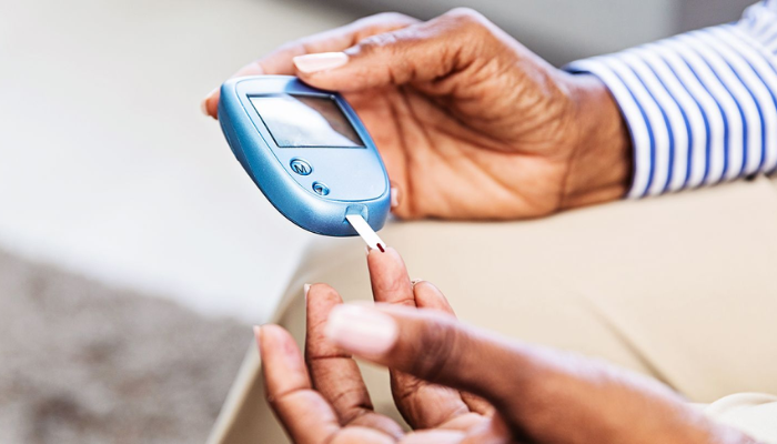 Find out how to control your blood sugar and prevent complications!